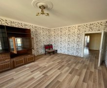 Satılır Köhnə Tikili Qaraçuxur qəs., Suraxanı r.