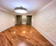 qara qarayevde satilan evler Qara Qarayev m., Nizami r.