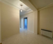 Satılır Yeni Tikili Saray, Abşeron r.