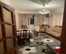 Satılır Köhnə Tikili Xalqlar dostluğu m., 8-ci kilometr, Nizami r.