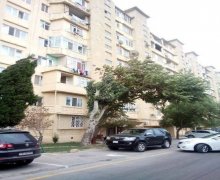 Satılır Köhnə Tikili Azadlıq m., 7-ci mikrorayon, Binəqədi r.