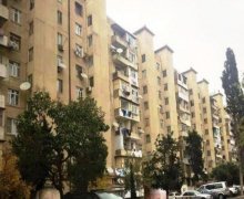 Satılır Köhnə Tikili Xalqlar dostluğu m., 8-ci kilometr, Nizami r.