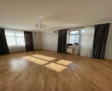 Satılır Yeni Tikili İnşaatçılar m., Yasamal r.