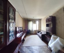 Satılır Köhnə Tikili Azadlıq m., 8-ci mikrorayon, Binəqədi r.