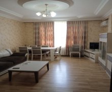 Kirayə (aylıq) Yeni Tikili Elmlər akademiyası m., Badamdar qəs., Səbail r. Kirayə (aylıq) Yeni Tikili Elmlər akademiyası m., Badamdar qəs., Səbail r.