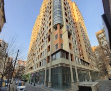 Satılır Ofis Elmlər akademiyası m., Yasamal r.