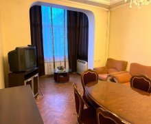 Kirayə (aylıq) Köhnə Tikili Elmlər akademiyası m., Yasamal r.