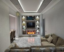 Satılır Köhnə Tikili Xalqlar dostluğu m., 8-ci kilometr, Nizami r.