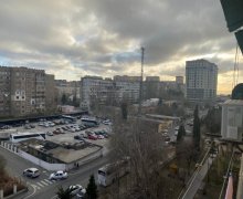 Satılır Köhnə Tikili Xalqlar dostluğu m., 8-ci kilometr, Nizami r.