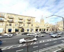 Satılır Köhnə Tikili 28 May m., Nəsimi r. Satılır Köhnə Tikili 28 May m., Nəsimi r.