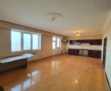 Satılır Yeni Tikili Yeni Günəşli qəs., Suraxanı r.