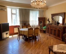 Satılır Yeni Tikili 28 May m., Nərimanov r.