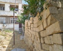 Satılır Köhnə Tikili Azadlıq m., 7-ci mikrorayon, Binəqədi r. Satılır Köhnə Tikili Azadlıq m., 7-ci mikrorayon, Binəqədi r.