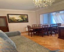 Satılır Köhnə Tikili Azadlıq m., Binəqədi r.