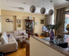 Satılır Yeni Tikili İnşaatçılar m., Yasamal qəs., Yasamal r.