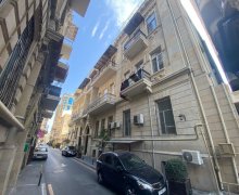 Satılır Köhnə Tikili Sahil m., Nəsimi r.