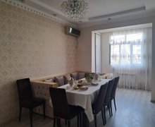 Satılır Köhnə Tikili Azadlıq m., 7-ci mikrorayon, Binəqədi r.