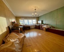 Satılır Köhnə Tikili İnşaatçılar m., Yeni Yasamal qəs., Yasamal r.