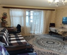 Satılır Köhnə Tikili Əhmədli m., Hövsan qəs., Suraxanı r.