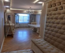 Satılır Köhnə Tikili 9-cu mikrorayon, Binəqədi r.