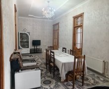 Kirayə (günlük) Həyət evi/villa Şəki ş. Kirayə (günlük) Həyət evi/villa Şəki ş.