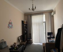 Satılır Köhnə Tikili Nizami m., Nəsimi r.