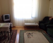 Satılır Yeni Tikili Xalqlar dostluğu m., 8-ci kilometr, Nizami r.