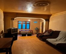 Satılır Köhnə Tikili Memar Əcəmi m., 3-cü mikrorayon, Nəsimi r.