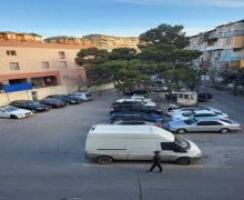 Satılır Köhnə Tikili Azadlıq m., 7-ci mikrorayon, Binəqədi r.