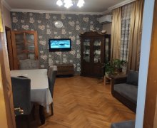 Satılır Köhnə Tikili Xalqlar dostluğu m., 8-ci kilometr, Nizami r.