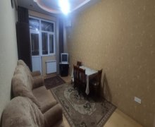 Satılır Yeni Tikili İnşaatçılar m., Yeni Yasamal qəs., Yasamal r.