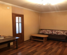 Satılır Köhnə Tikili Azadlıq m., 8-ci mikrorayon, Binəqədi r. Satılır Köhnə Tikili Azadlıq m., 8-ci mikrorayon, Binəqədi r.