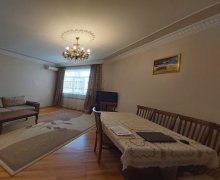 Satılır Yeni Tikili Xalqlar dostluğu m., 8-ci kilometr, Nizami r.