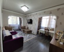 Satılır Köhnə Tikili Xalqlar dostluğu m., 8-ci kilometr, Nizami r.