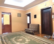 Satılır Yeni Tikili Elmlər akademiyası m., Yasamal r.