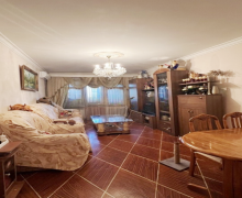 Satılır Köhnə Tikili Xalqlar dostluğu m., 8-ci kilometr, Nizami r.