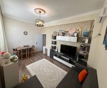 Satılır Yeni Tikili Elmlər akademiyası m., Yasamal r.