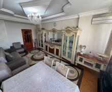 Satılır Yeni Tikili Elmlər akademiyası m., Yasamal qəs., Yasamal r.