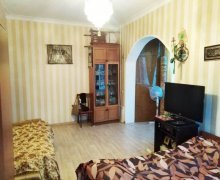 Satılır Köhnə Tikili 9-cu mikrorayon, Binəqədi r.