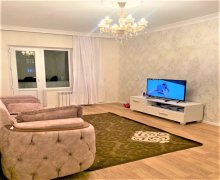 Satılır Köhnə Tikili Memar Əcəmi m., 9-cu mikrorayon, Binəqədi r.