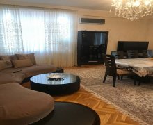 Satılır Yeni Tikili İnşaatçılar m., Yeni Yasamal qəs., Yasamal r.