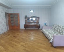 Satılır Yeni Tikili İnşaatçılar m., Yeni Yasamal qəs., Yasamal r.