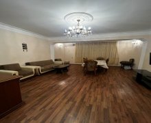 Satılır Yeni Tikili Gənclik m., 8-ci mikrorayon, Binəqədi r.