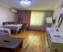 Satılır Köhnə Tikili Əhmədli m., Xətai r. Satılır Köhnə Tikili Əhmədli m., Xətai r.