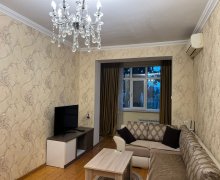 Satılır Köhnə Tikili Xalqlar dostluğu m., 8-ci kilometr, Nizami r.