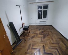 Satılır Köhnə Tikili Avtovağzal m., Biləcəri qəs., Binəqədi r.