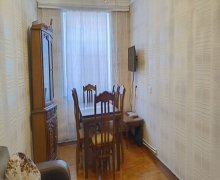 Satılır Köhnə Tikili Elmlər akademiyası m., Yasamal qəs., Yasamal r. Satılır Köhnə Tikili Elmlər akademiyası m., Yasamal qəs., Yasamal r.