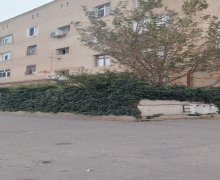 Satılır Köhnə Tikili Lökbatan qəs., Binə ticarət mərkəzi, Qaradağ r.