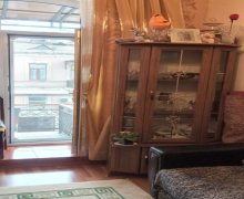 iceri seherde evlerin qiymeti İçərişəhər m., Səbail r.