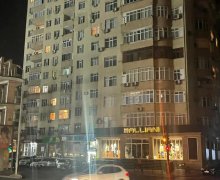 Satılır Yeni Tikili Azadlıq m., 8-ci mikrorayon, Binəqədi r.